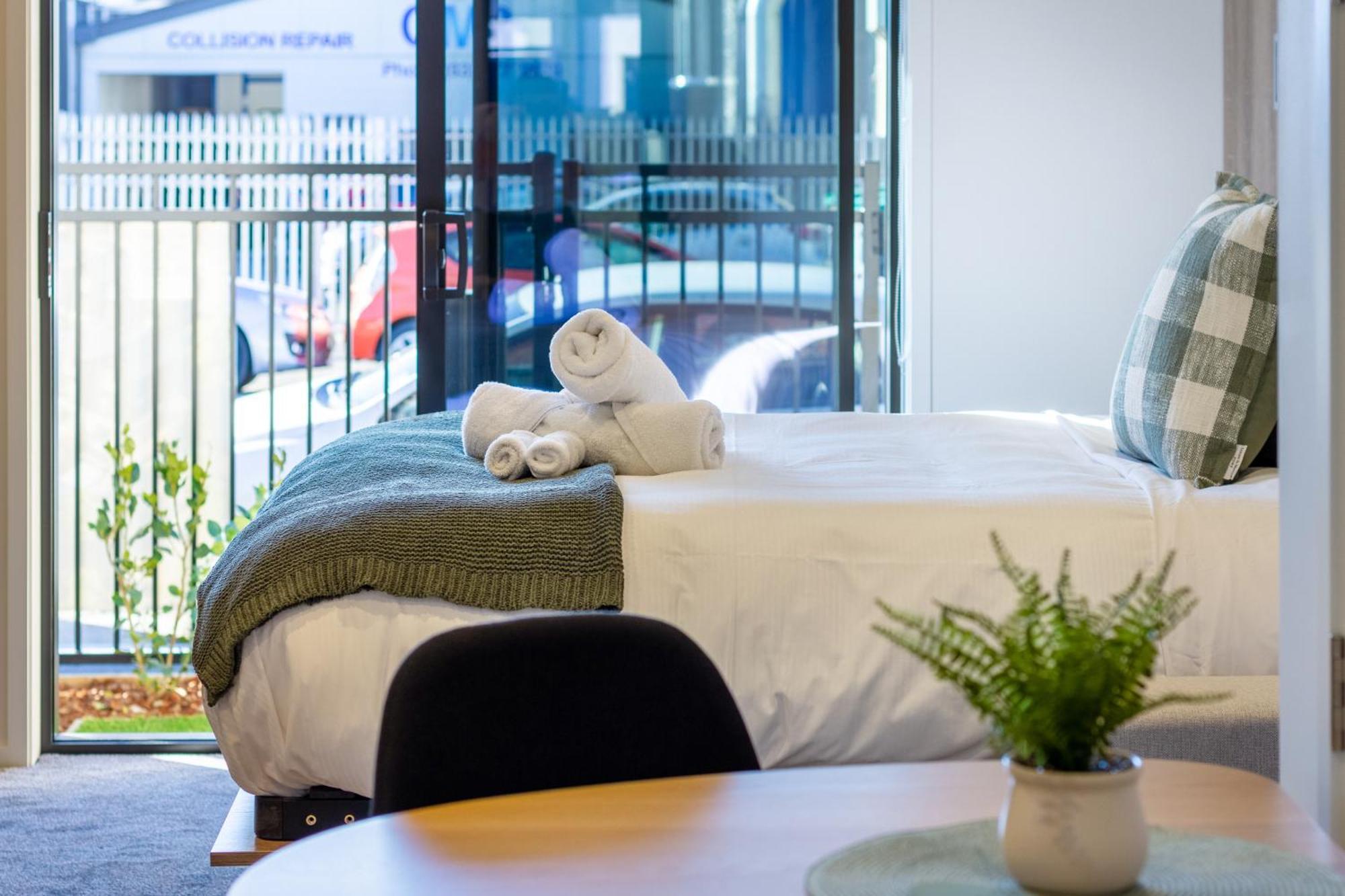 Single Level Studio Escape On Wilmer St - Central Christchurch Exterior foto